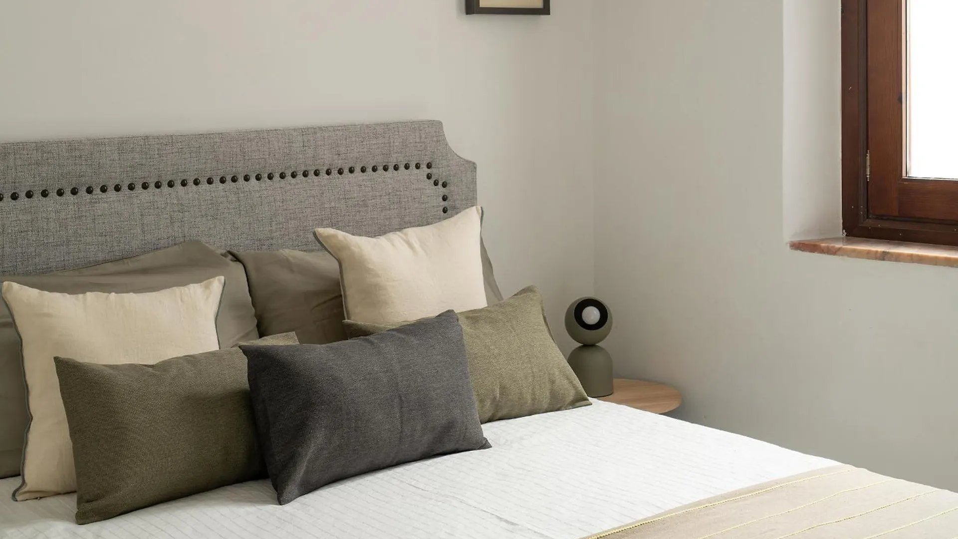 Parking Free, Granada Vintage Haven Apartment Spain