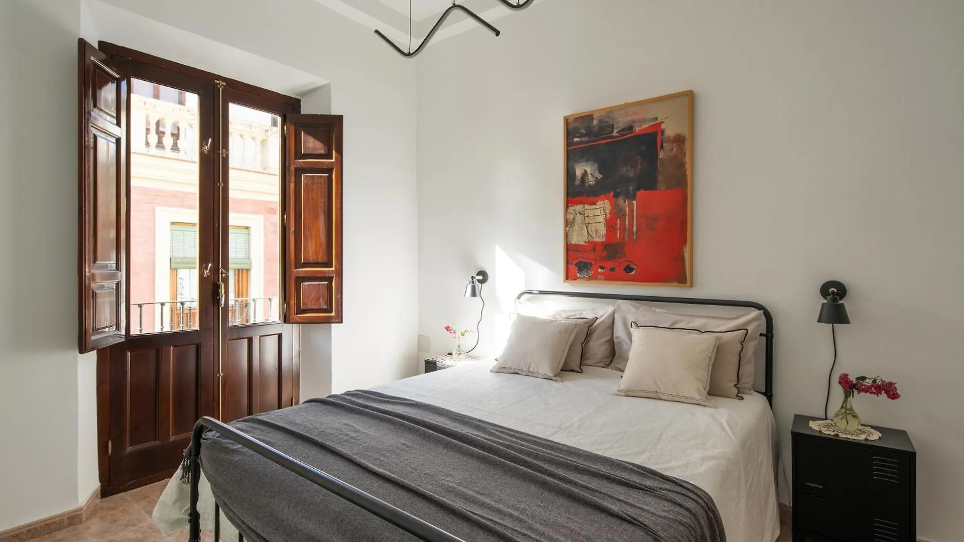 Parking Free, Granada Vintage Haven Apartment 0*,  Spain