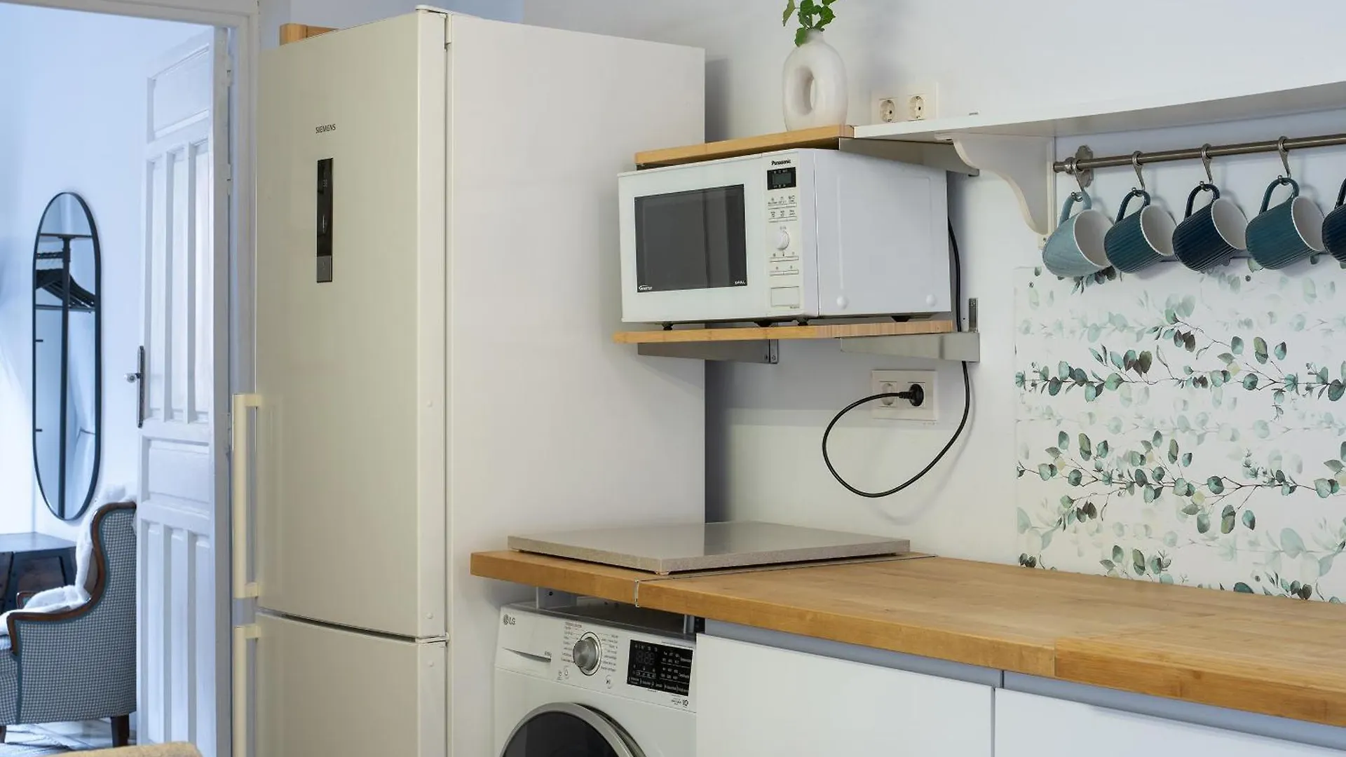 Parking Free, Granada Vintage Haven Apartment