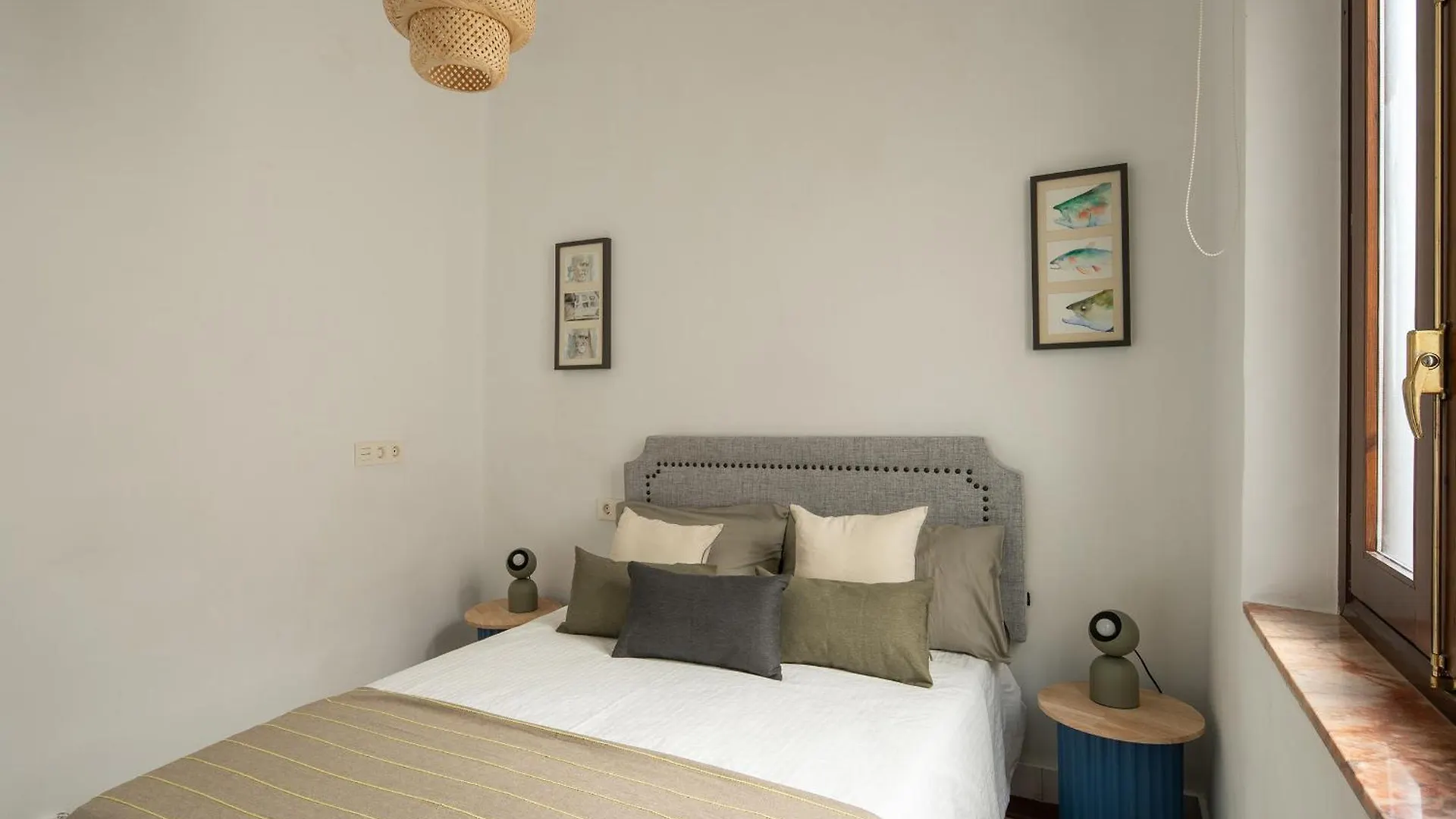 Parking Free, Granada Vintage Haven Apartment