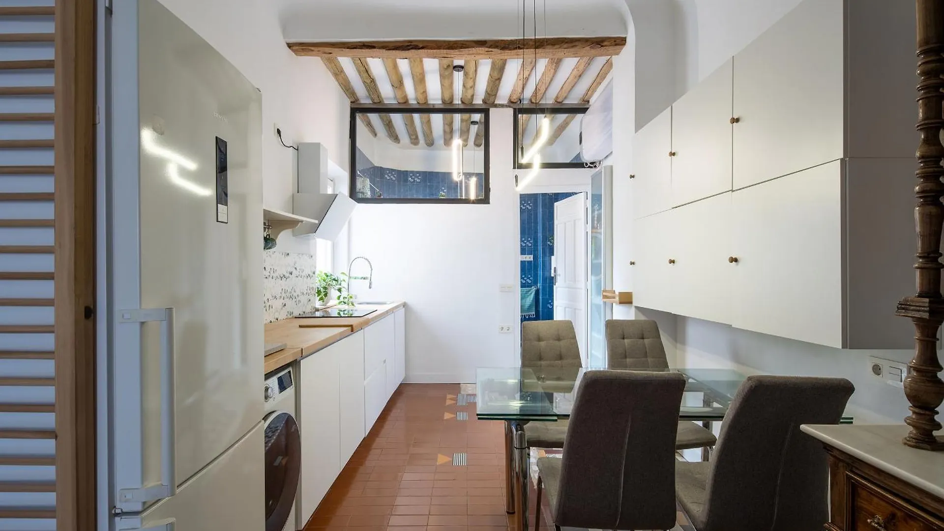 Parking Free, Granada Vintage Haven Apartment