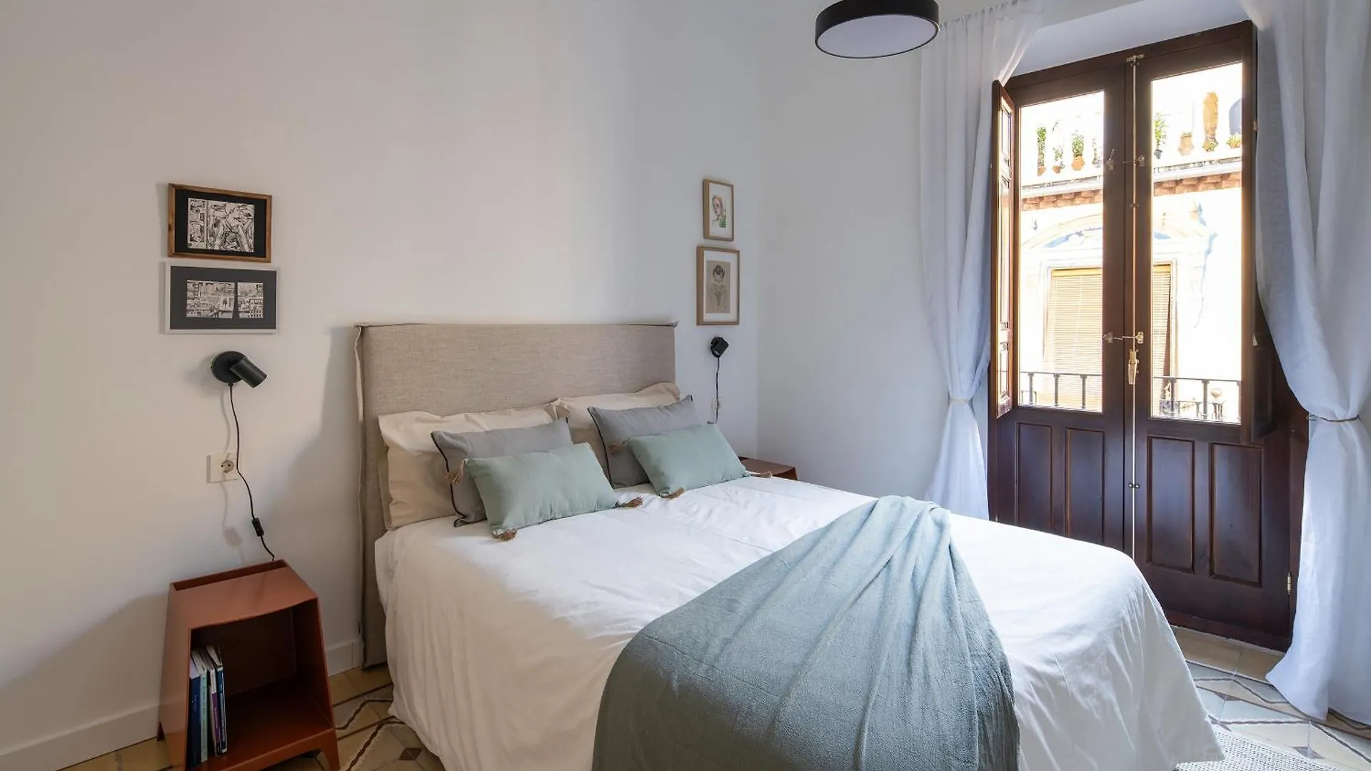 Parking Free, Granada Vintage Haven Apartment