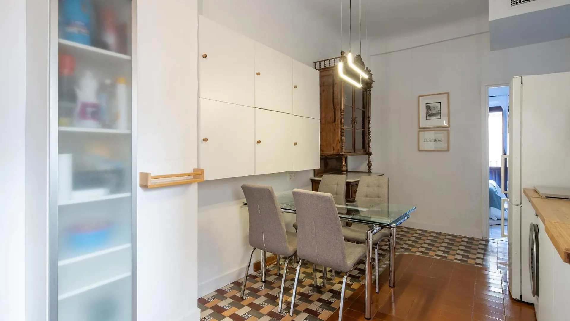 Parking Free, Granada Vintage Haven Apartment