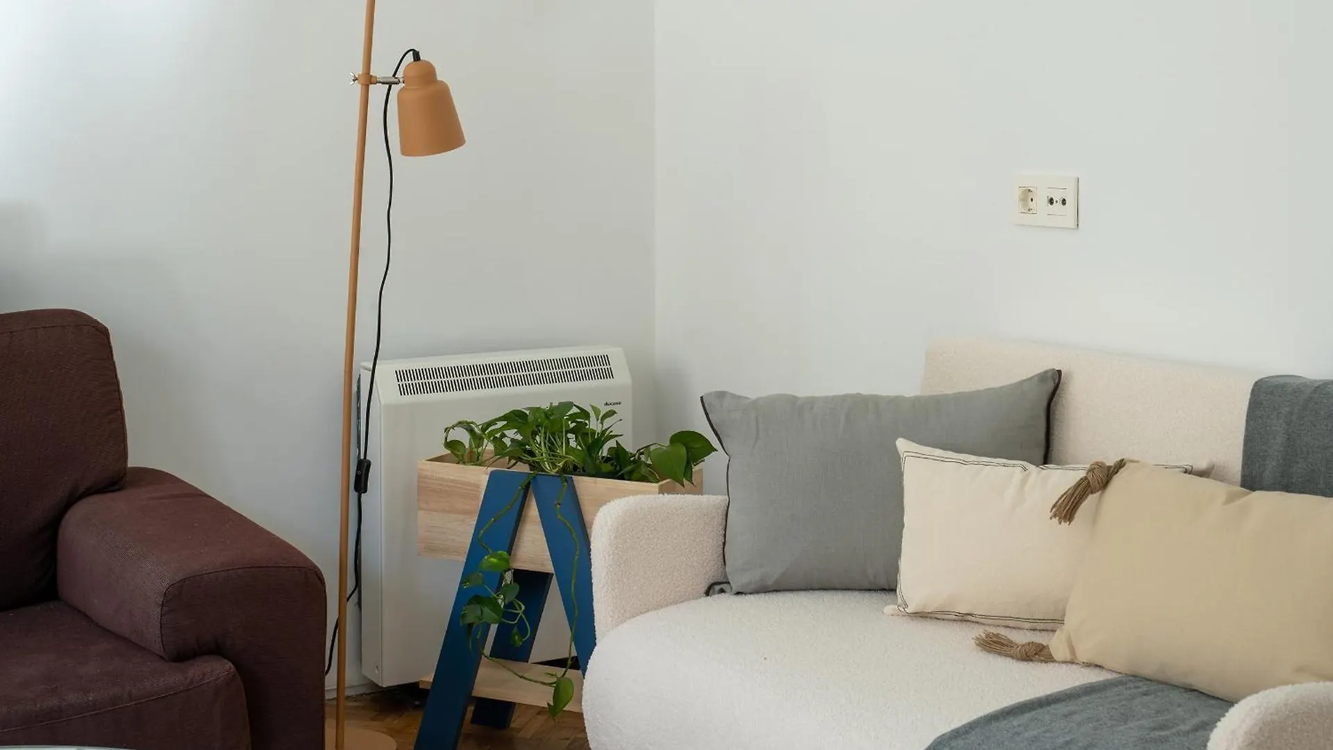 Parking Free, Granada Vintage Haven Apartment Spain