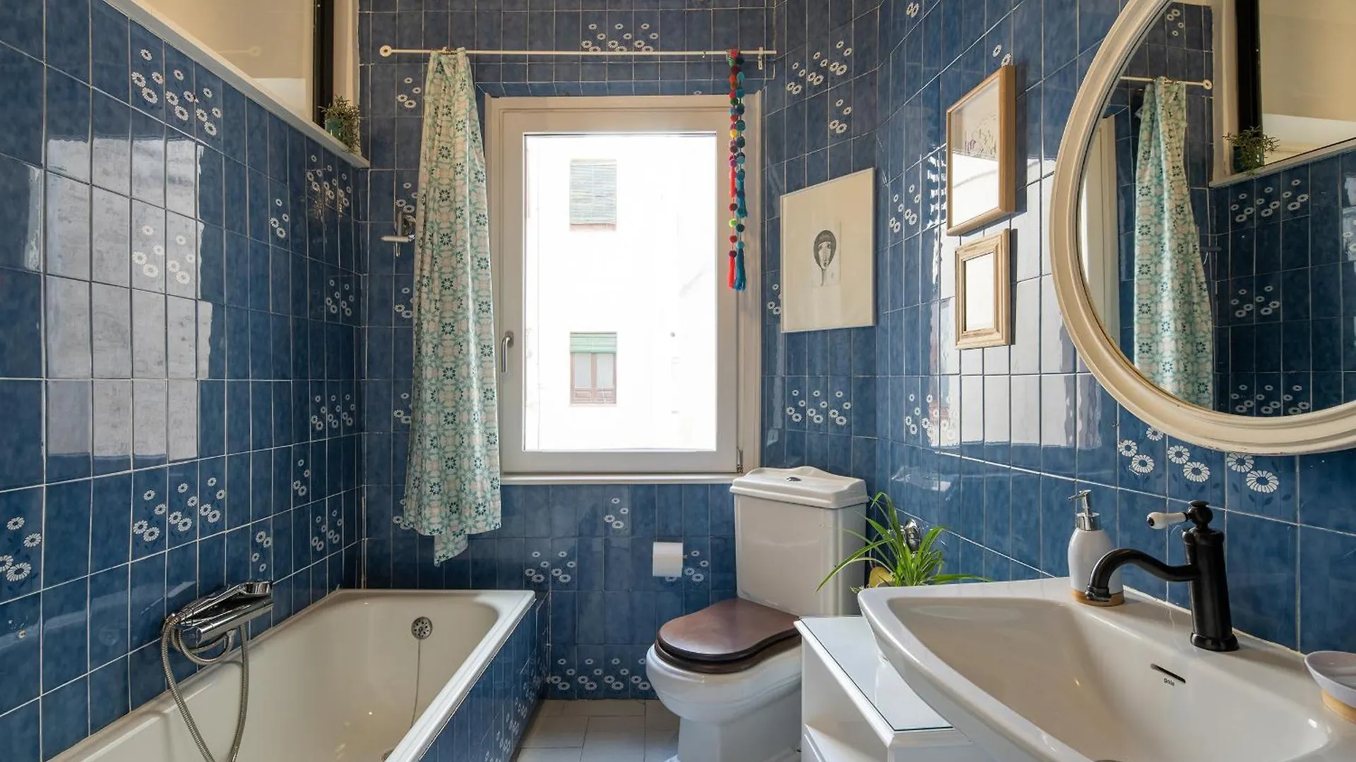 Parking Free, Granada Vintage Haven Daire